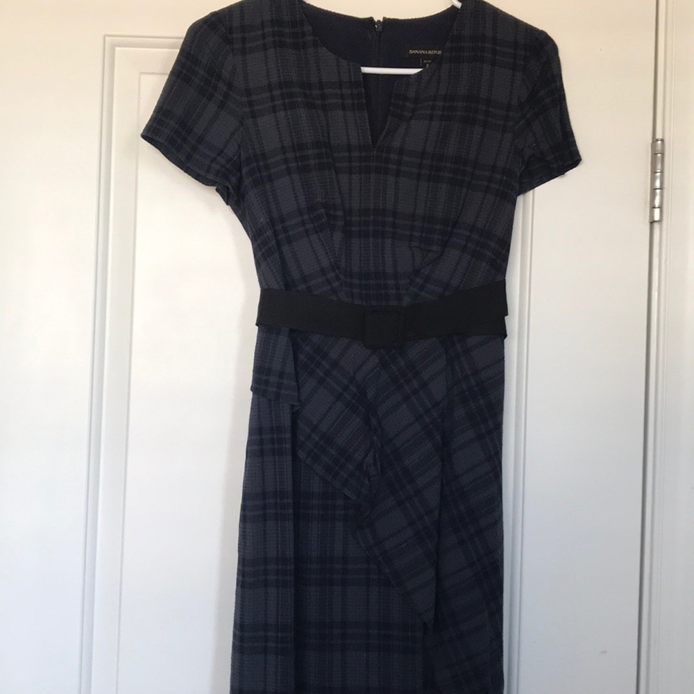 Navy plaid banana republic midi dress